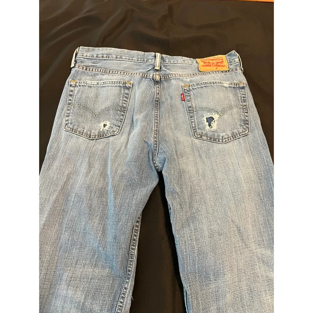 Levis Distressed Light Wash Straight Leg Jeans Raw Hem 100% Cotton 32x31